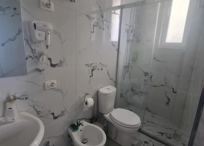 Dentart&apartments Apartamento Tirana