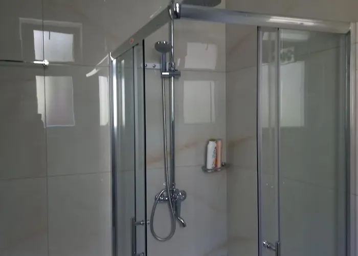 Dentart&apartments アパート